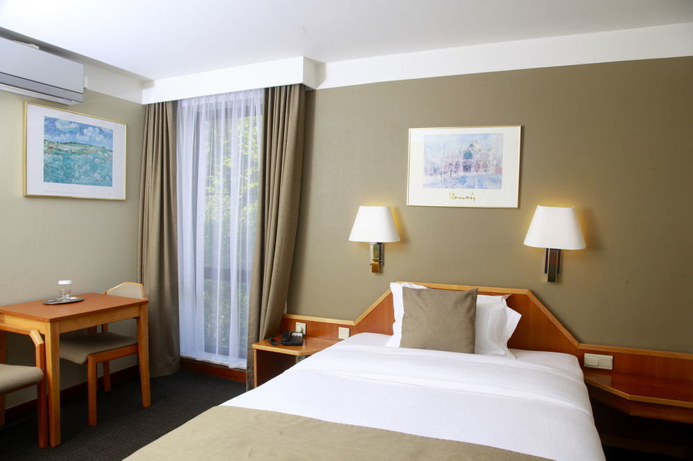 Begijnhof Hotel لوفين المظهر الخارجي الصورة