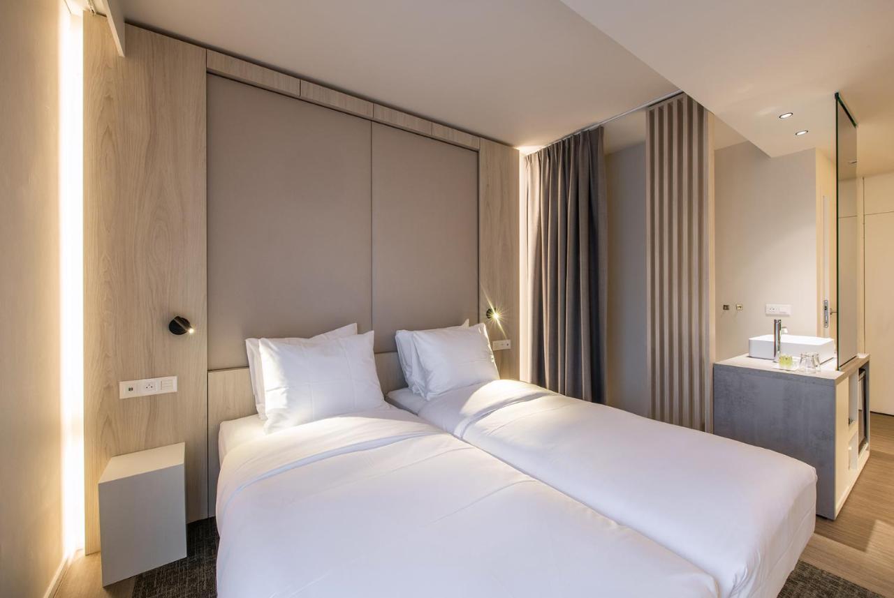 Begijnhof Hotel لوفين الغرفة الصورة